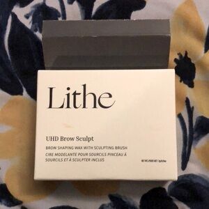 Lithe UHD Brow Sculpt-brow shaping wax with sculpting brush.
